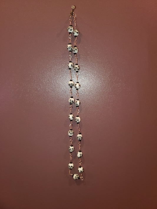 Dainty Flower Bead Necklace